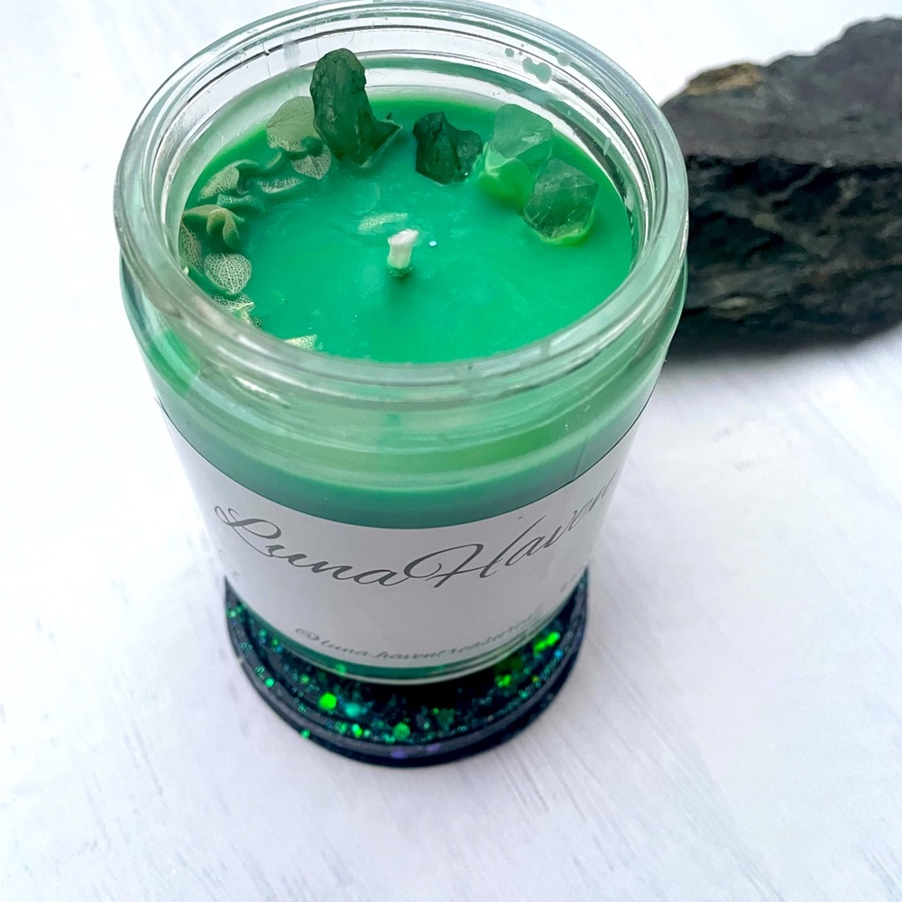 candle for manifesting money